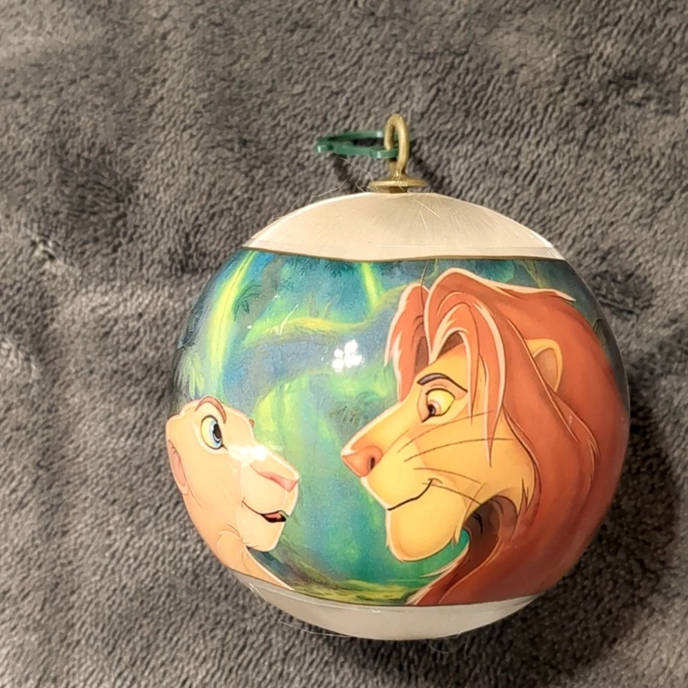 Vintage Disney’s The Lion King Christmas Ornament